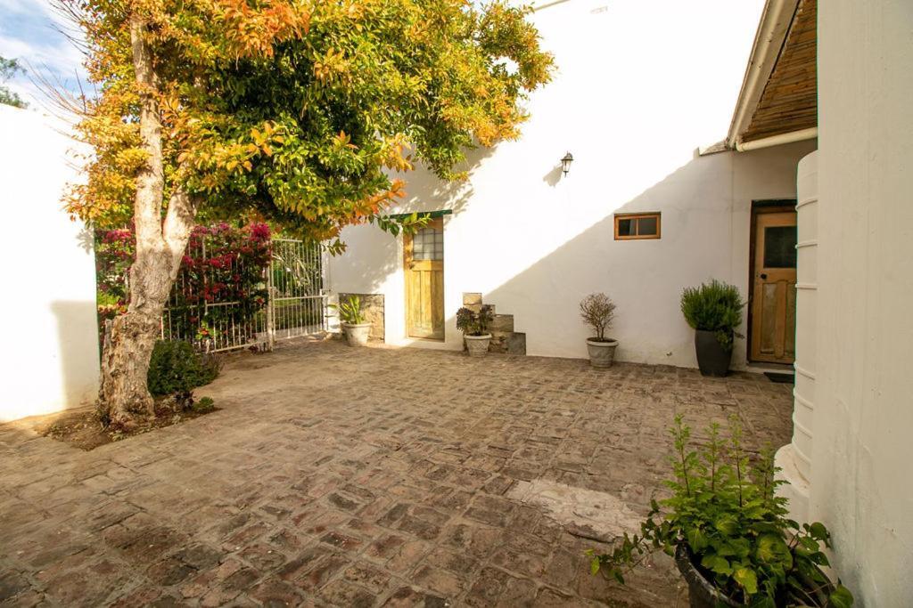 Morendat House Graaff-Reinet Exteriör bild
